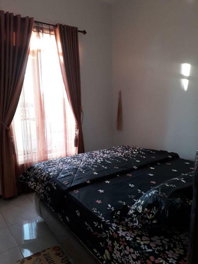 באטו Villa Puncak Garuda A5 מראה חיצוני תמונה