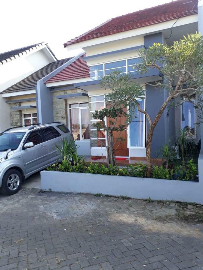 באטו Villa Puncak Garuda A5 מראה חיצוני תמונה